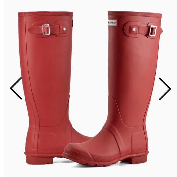 Hunter Shoes - NEW WITH TAGS, Hunter Woman Original Tall Rain Boots Red NEVER WORN